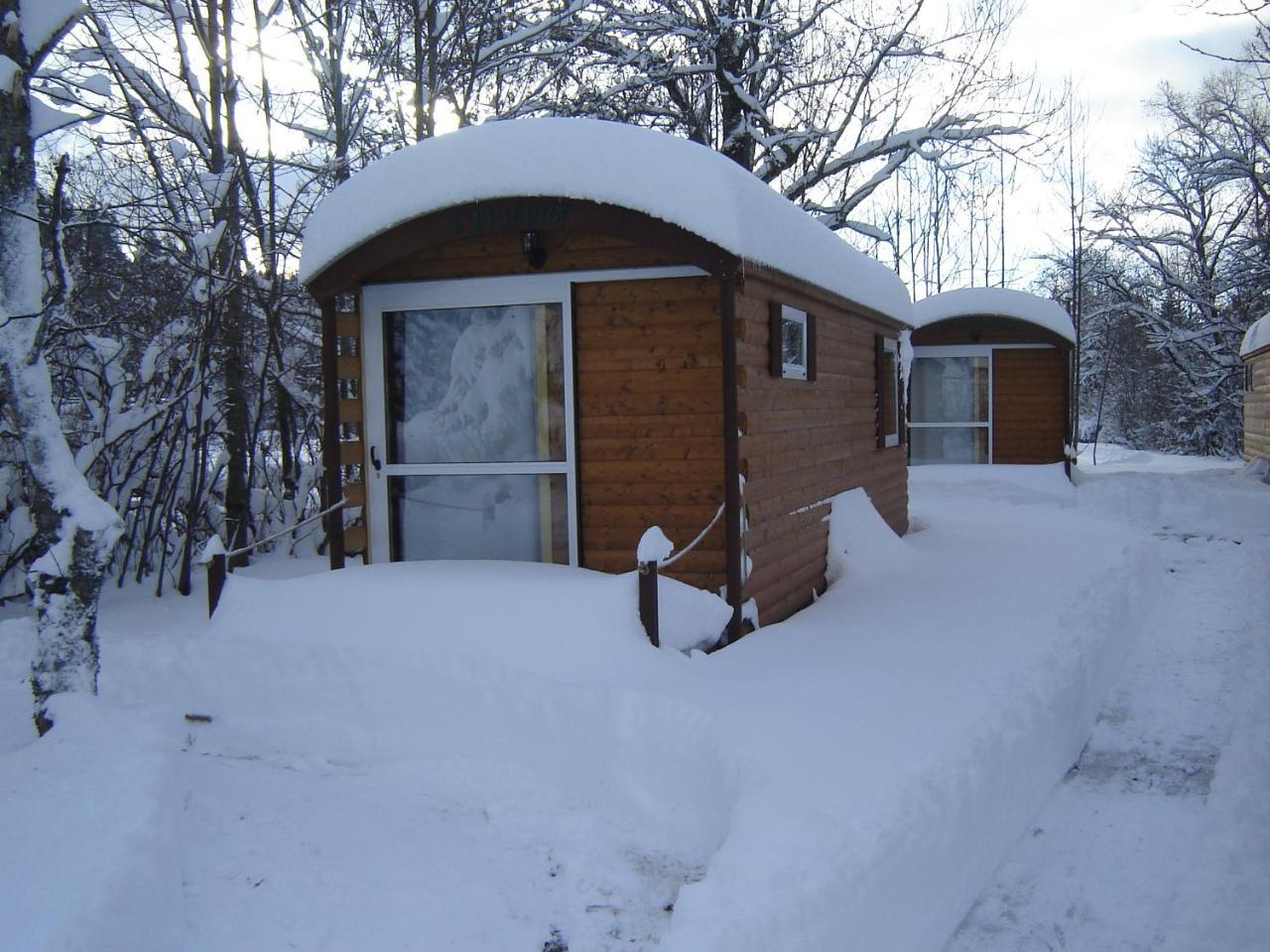 Roulottes Gites - Auberge De La Riviere Foncine-le-Haut Exterior photo